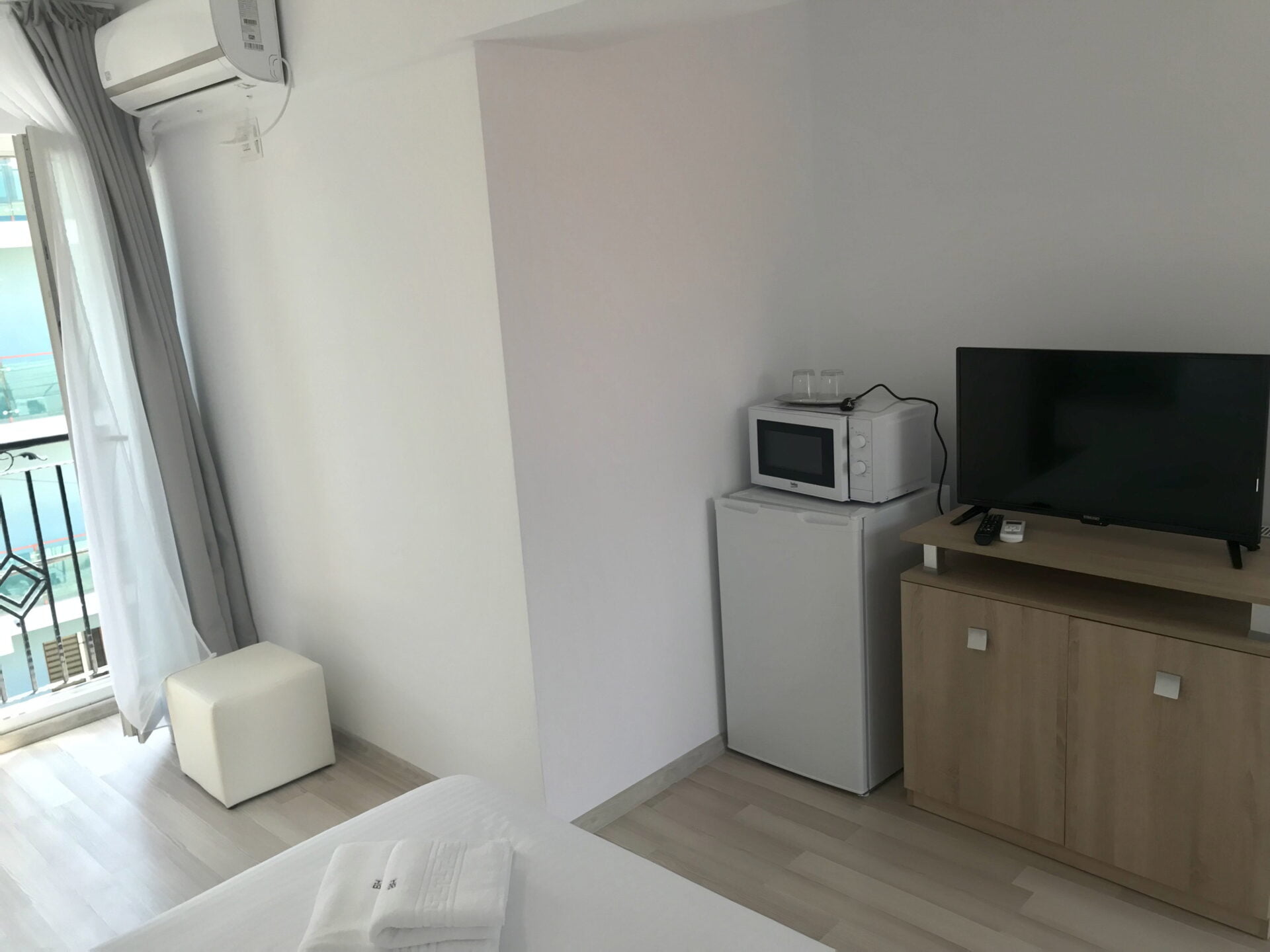 room4 room4 - Cazare Beach House Mamaia Nord